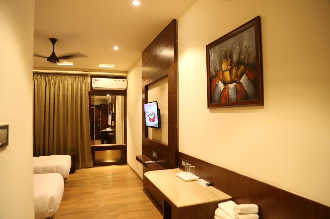 Hotel Prince Viraj Jabalpur Exterior photo